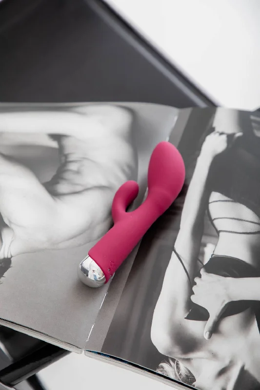 Satisfyer Spinning Rabbit Vibrator - Wine